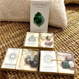 New Bundle 3 sets of healing crystals and 1 deck crystal interpretation cards
